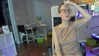 Femdom masturbation with a kinky twist