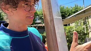 A stepmother who is a surfer takes a man to her home after meeting him at the beach