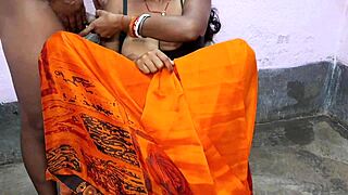 Hot Village 18 Girl Goes Full Nude for Suhagrat