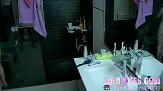 Compilation de duchas 2 reality show del torneo gran hermano porno big noemi jolie