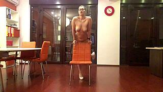 Sexy babe poses seductively showing her ass