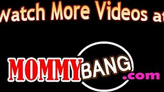 India Summer y Melanie Raine en acción de trío salvaje