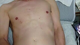 amateurs masturbate in casual session