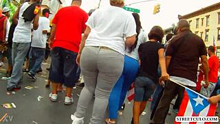 Hermosa morena walks excitingly through the streets