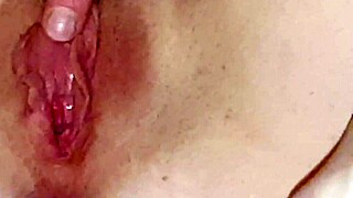 Masturbation session with amateur participants in a private setting.