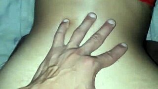 Rompiendo hermoso culo en escena intensa