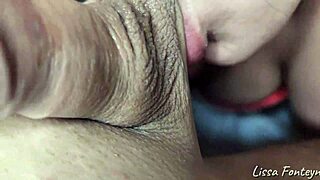 내 섹시한 의붓자매가 큰 엉덩이로 리버스 타