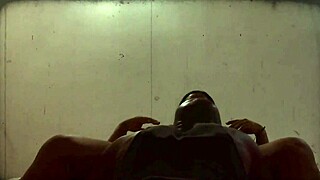 Colombian booty queen gets licked