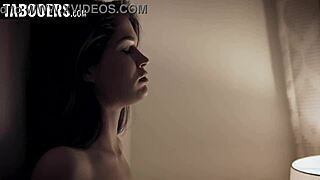 Sorellastra, mangia quella fica stretta 18+ ora!