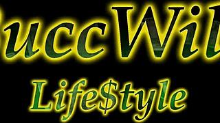 Yo, la prima volta anale con questa bellezza Blasian fa male!