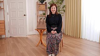 hey, check this japanese mature amateur sucking cock and squirting in her first documentary shoot