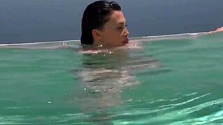 ¡mierda, las habilidades de Aletta Ocean me vuelan la mente!