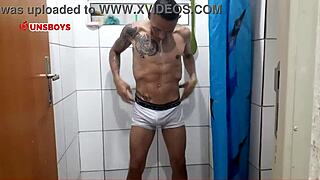 mavambo masturbating solo and cumming so good 😍