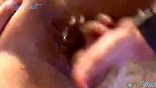 Widziałaś, jak spuścił mi się na twarz?