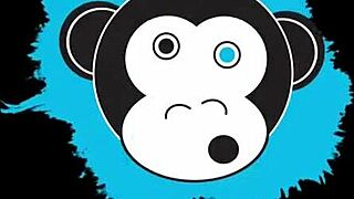 Marica Hase nikmati fun solo dengan dildo dan mainan dalam sesi panas