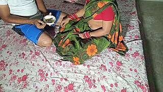 मैंने अपनी भारतीय पड़ोसी भाभी को चोदा, क्रीमी फिनिश के साथ