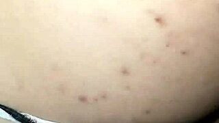 mi amiga me lustra la pija 😜