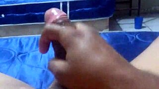 Is This The Hottest Solo Masturbation You'll Ever See? Una Rica Masturbada