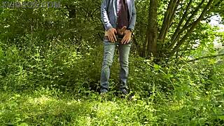 와! 섹시한 BBW 낯선 여자가 공공 거리에서 세게 쌈!