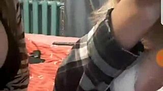 American Girl Teases With Her Tits On Periscope Livestream