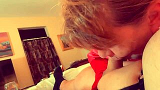 مهارات مص الزب للجدة غير واقعية، واو! 😍