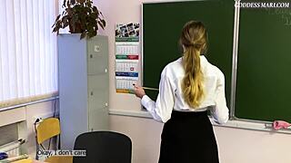 선생님이 수업 후에 나를 POV 롤플레이 JOI로 굴욕줌, 러시아어로