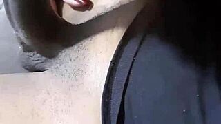 Fodendo o cuzão e gozando dentro do rabo