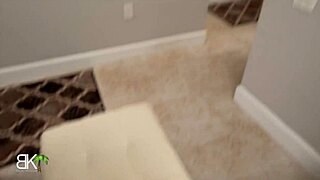 Oops, boner tak sengaja bikin gue kaget lagi!