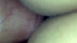 Mexican woman poses seductively with her ass in the image