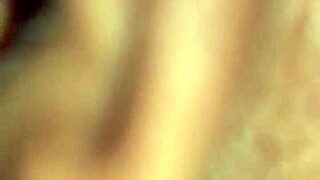 Pussy squirting in backseat