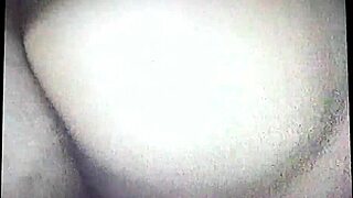 wife with perfect ass giving anal and cumming 😍