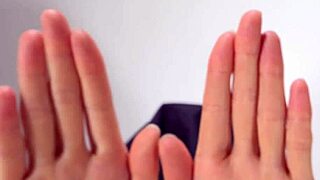 girls hand fetish 😍