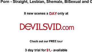 Man och fru delar vuxen barnvakt i threesome