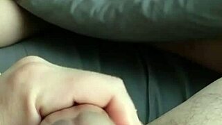 Look at those ribbons of cum flying!