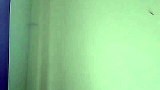 Fucked by brinjal in nude lesbian sex