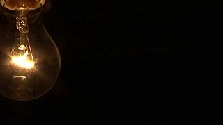 Hast du schon mal eine enge japanische Teen 18+ in einem geheimen Gefängnis durchgenommen gesehen?