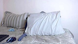 brunette ema pink latina with natural tits