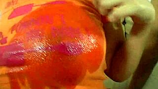 This hardcore threesome features brunette and blonde amateurs blowing big asses and tits 😏