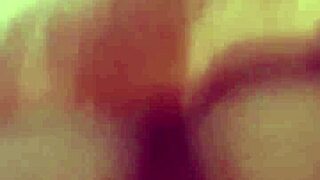 gostosa da bunda perfeita usando mini saia