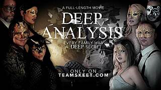 Hej, hoćeš da vidiš slatku ladyboy sa ušima mačke kako se dodiruje na kameri?