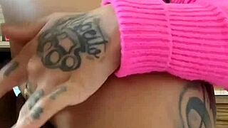 Anjinha Safadinha Talks Dirty While Showing Her Pussy With A Plug In Her Ass!