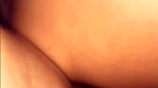 عاهرة عربية تُحشى بقوة من عميل طوال الليل، يا إلهي!