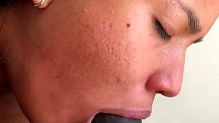 न्यूसडेल्स एमेच्योर कपल देती है इंटेंस POV लंड चूसने की