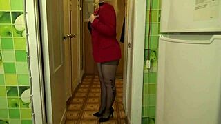 Hot MILF's Seductive Striptease In Pantyhose And Heels
