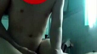 feel the warmth as you cum in my eyes