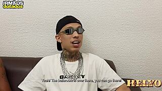 o vizinho fofoqueiro veio tirar onda comigo e com meu parceiro tivemos que mostrar pra ele os paus brasil levou dp no cuzinho