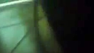 im givin it hard to my frend in doggystyle