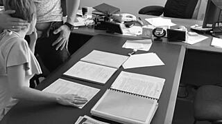 보스 사무실 책상에서 작고 귀여운 18+ 비서 박아버렸어 히든캠!