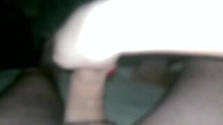 Intense Wanking Handjob Session On 2015-03-13
