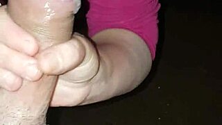 A Girl Fingers Herself Until She Squirts